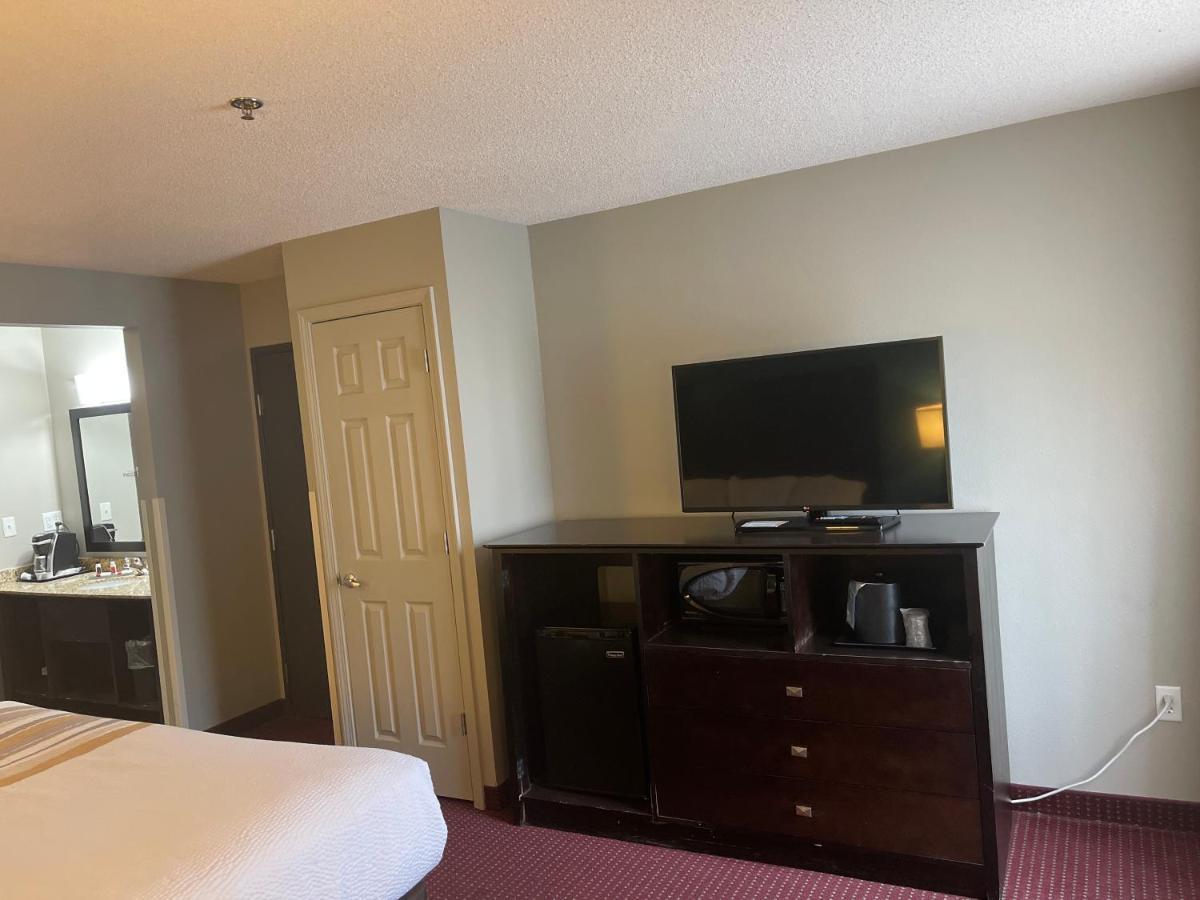 La Quinta By Wyndham O'Fallon, Il - St. Louis Exterior foto